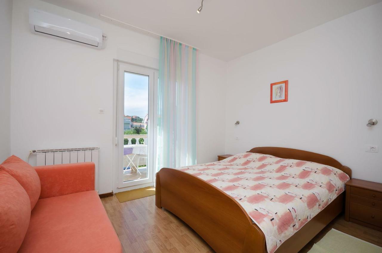 Rooms Lili Palit Екстер'єр фото