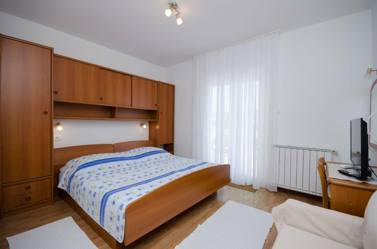 Rooms Lili Palit Екстер'єр фото